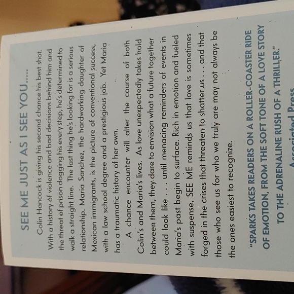 Nicholas Sparks book - Picture 2 of 2